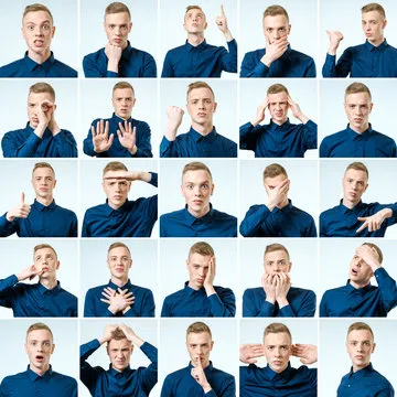 球迷使用官方APP观看直播